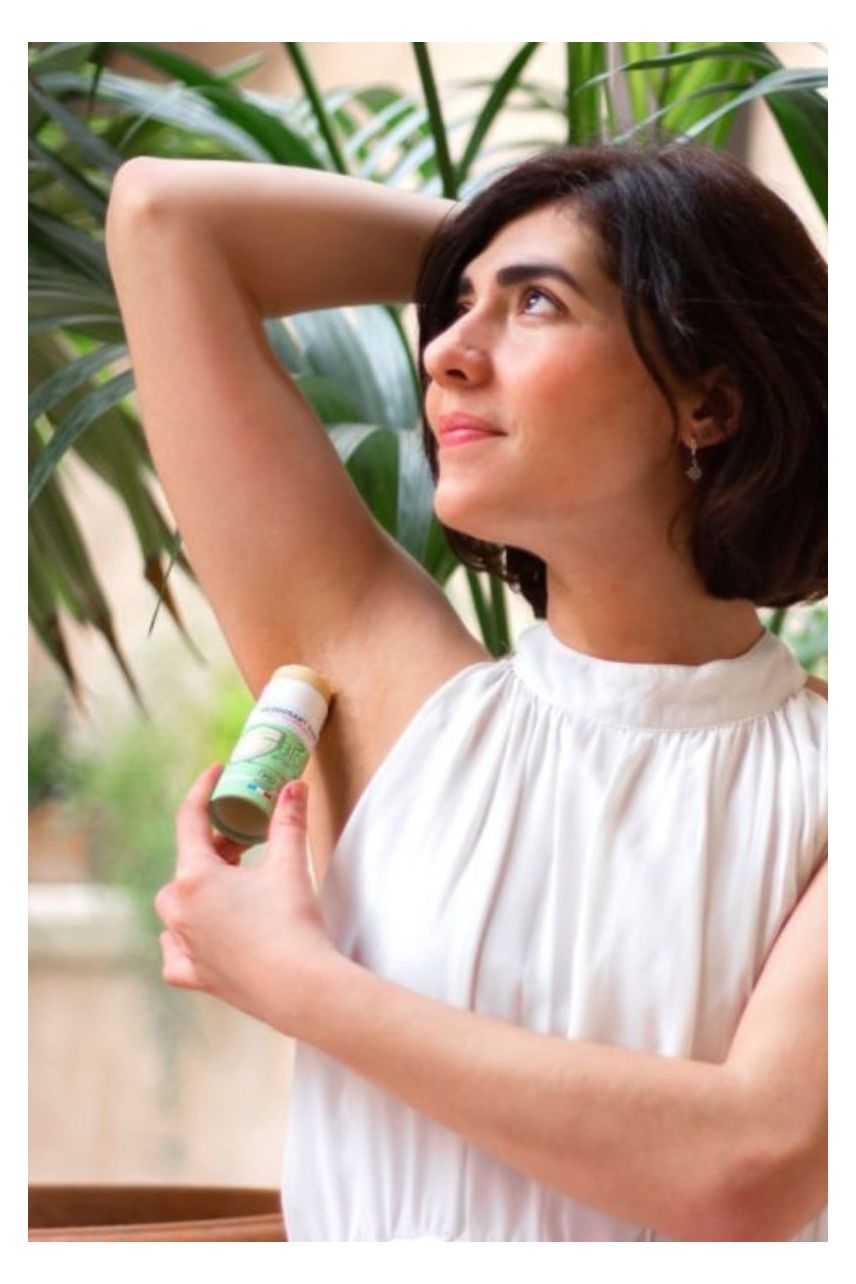 Orgaaniline plastikuvaba tahke pulkdeodorant Dam Dam Deo prebiootikumidega martsipani 55 gr